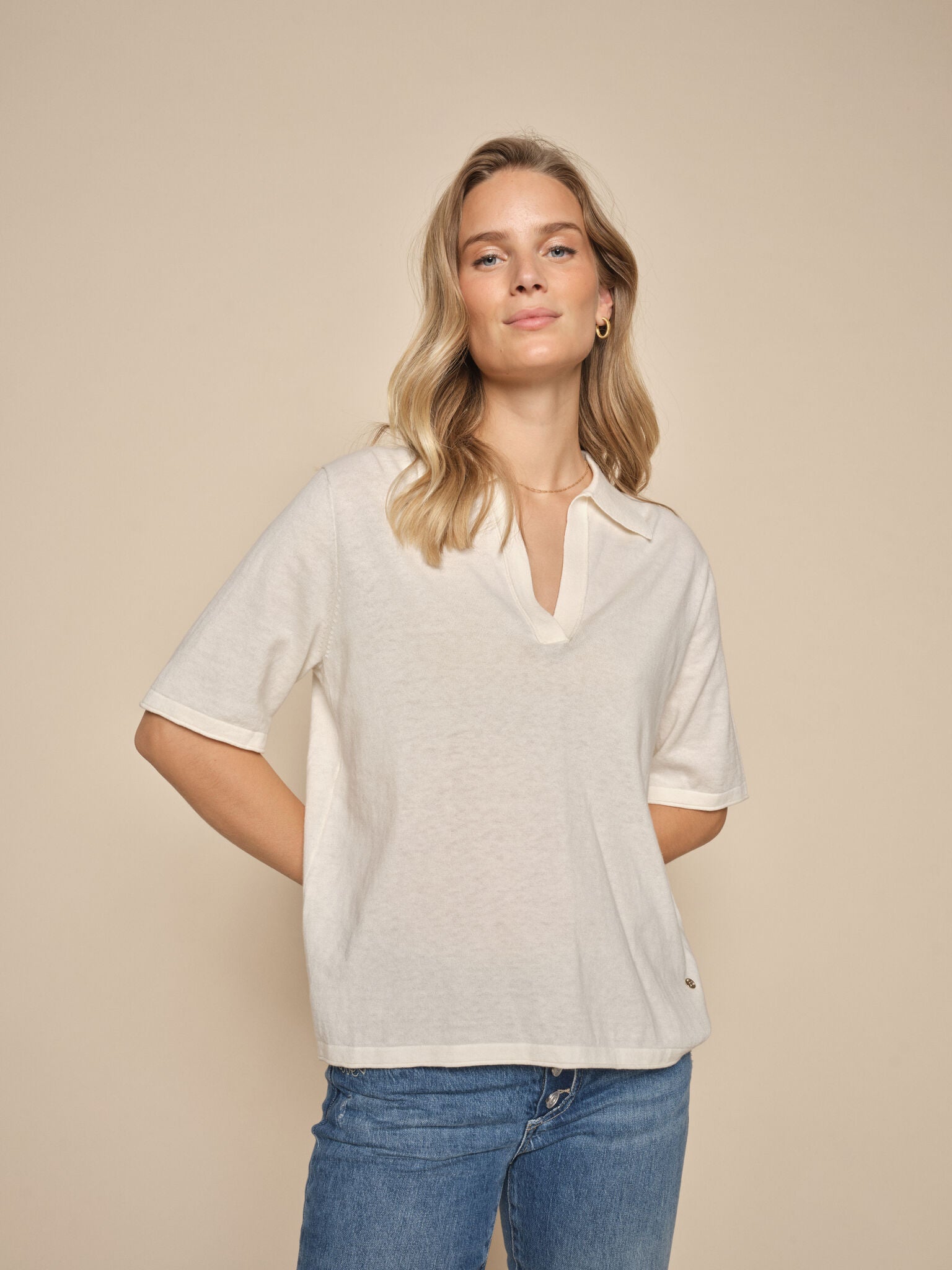 Modelshot / Ecru / Detail